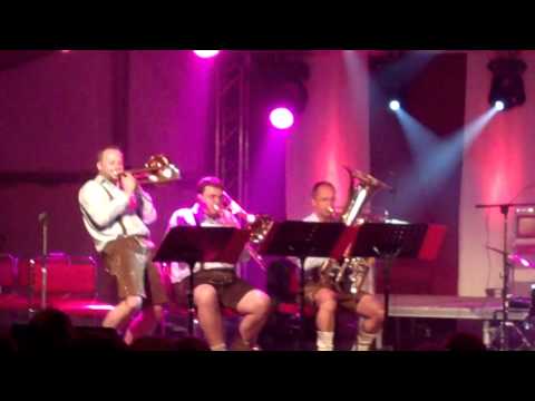 01 Blaskapelle ( DH ) Lederhosn Blech -/- Giganten der Blasmusik Bad Kösen 2011