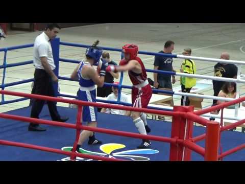 Boxen: Klaudia Lewadny - Gina Michaelsen (Int. Frauenboxturnier #11)