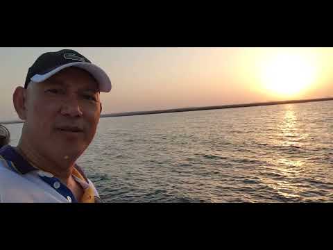 Al Mamzar Beach with Genesis