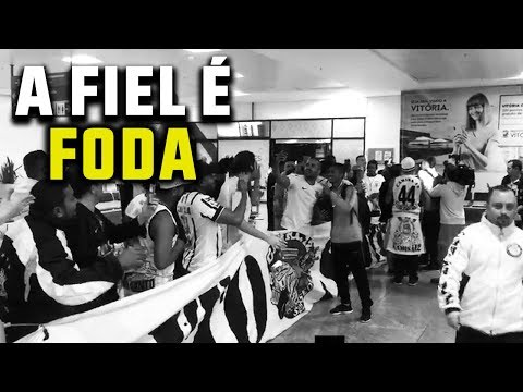 A TORCIDA DO CORINTHIANS DEU UM SHOW NO AEROPORTO