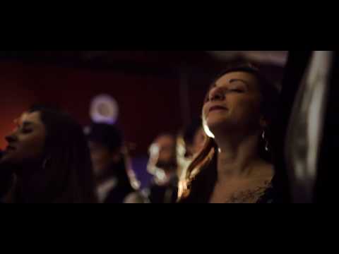 Worldwide Welshman - El Mundo Está Como Una Cabra