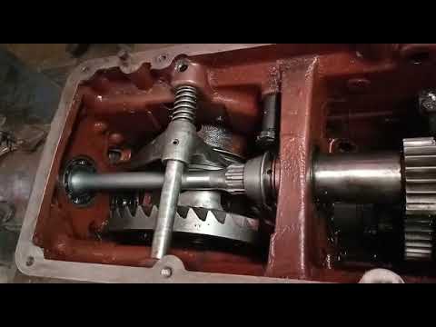 PTO shaft engage and disengage of tractor