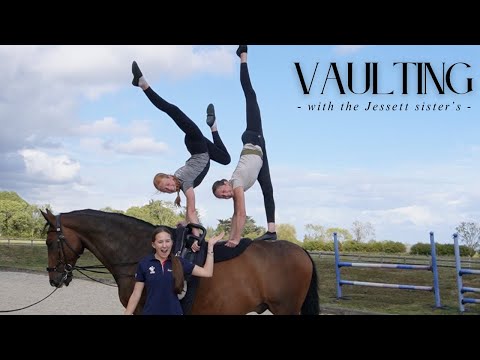 DRESSAGE RIDER RETURNS TO EQUESTRIAN VAULTING?!