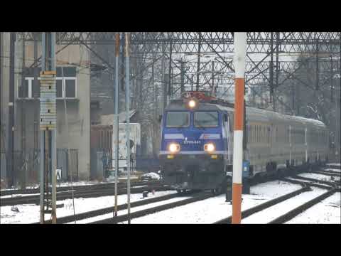 EP09-041 wjeżdża na stację Kraków Główny z pociągiem pospiesznym InterCity "Matejko"
