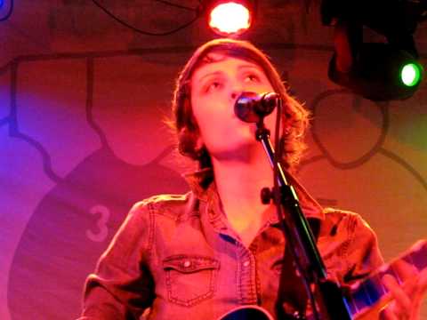 18/23 Tegan & Sara - The Ocean + Where's Andy? @ Manchester Academy, England 11/14/09