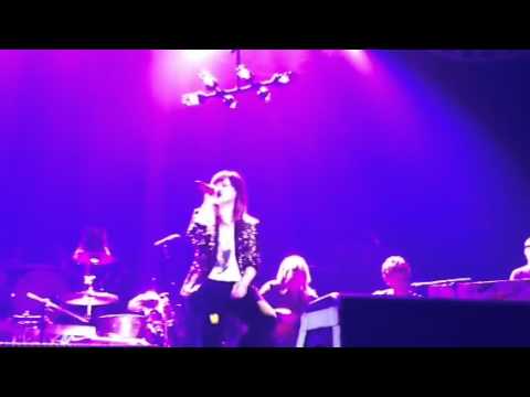 Kelly Clarkson To Make You Feel My Love Pullman, WA