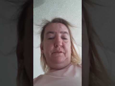 Yes Stefan cassadine had a ring don't remember what the family crest was but I know it was on his fi