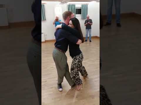 Studio T: Improvisation Paradas and Pasadas #tango #improvisation #tangolesson
