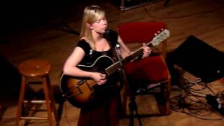 Basia Bulat - I Was A Daughter (live)