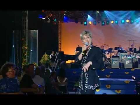 Carry Sass - Cabaret & Don't cry for me Argentina 2000