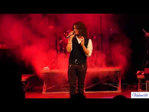 Valerio Scanu - One - Messina - 12-01-2010.avi