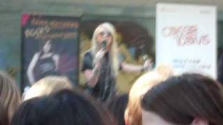 Cassie Davis-Diffrently