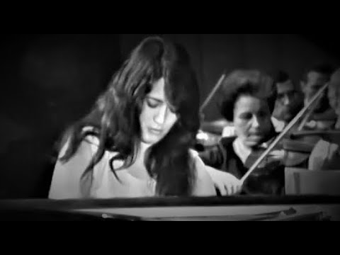 Chopin Piano Concerto No. 1 II. Romanze - Larghetto - Martha Argerich(1970)