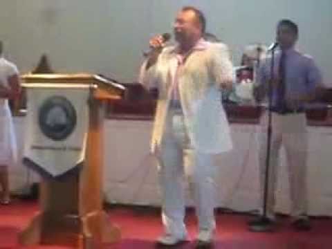 Popurri de Coros Viejitos En Cumbia 2011 ( Marlon y Rhema Worship )