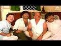 तो शेजारी टकलू कुत्रा आहे ना तो भुंकत �