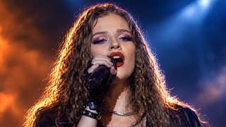 Valeria Voronina Bawakan ‘Bohemian Rhapsody’, Tampilkan Vokal Dramatis di Atas Panggung