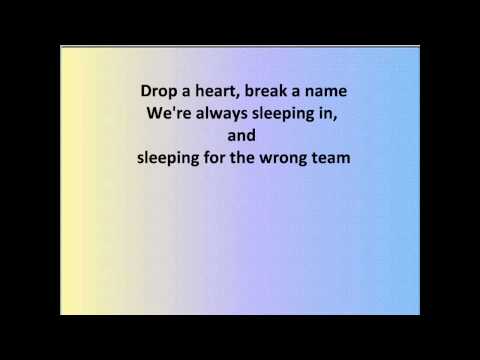 Fall Out Boy - Sugar, Were Going Down Swinging (with lyrics)