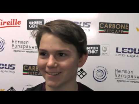 Sigrid Bertels (scheidsrechter en DV Tongeren) tijdens 5de indoortornooi in Genk op 26.12.2015