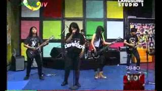 Demigodt - surat cinta live jogja tv