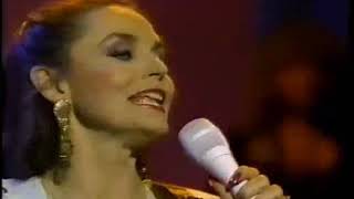 Down River Road    Crystal Gayle