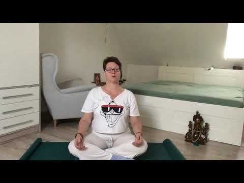 Yogahjerte - Meditation in deutsch.