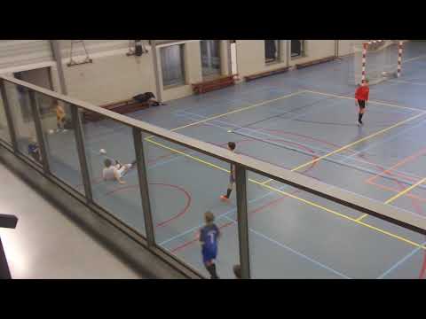 Zaalvoetbal vv Nieuwerkerk JO12-1 en JO13-1 (wedstrijd 1 van 5) 26-1-2019