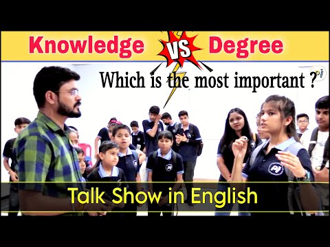 Practice session in the class इन बच्चों का अनुवाद देखकर आप चौक जायेंगे Talented students