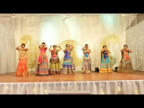download lagu mp3 mp4 Sangeet Songs For Bride Side, download lagu Sangeet Songs For Bride Side gratis, unduh video klip Sangeet Songs For Bride Side