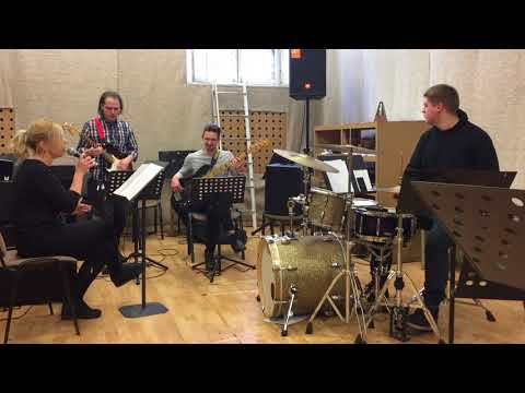 Cosmic Latte x Carolina Lu | Fall In Love (Tortured Soul) | Live Band Performance