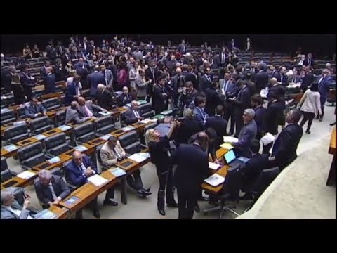 Congresso restabelece limite de doação eleitoral - 13/12/2017