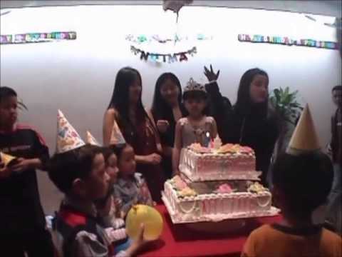 Nilima cutting cake