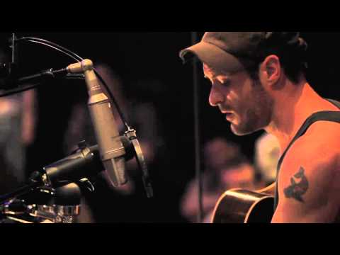Declan Bennett - The Longer I Leave It - Live and Unplugged