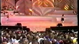 Kylie Minogue, Dannii Minogue, Jason Donovan - Twist My Arm &amp; No One Is To Blame (YTT I Say No 1987)