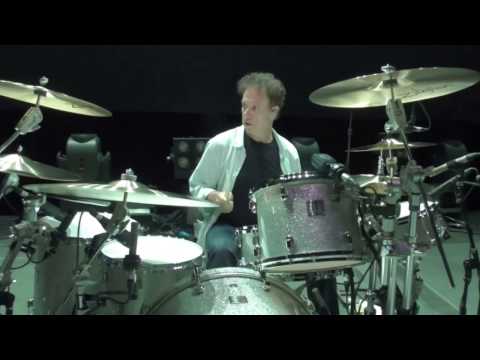 download lagu mp3 mp4 Bryan Adams Drummer, download lagu Bryan Adams Drummer gratis, unduh video klip Download Bryan Adams Drummer Mp3 dan Mp4 Viral Gratis