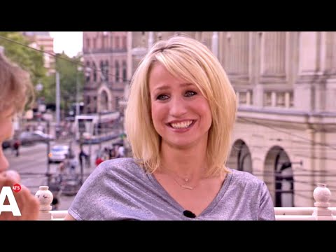 Ontboezemingen van presentatrice Dionne Stax in De Zwoele Stad