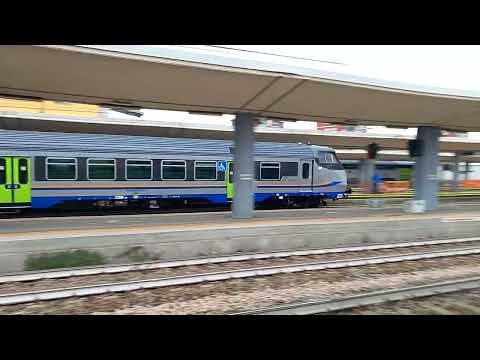 Regionale veloce in livrea DPR con pilota Mazinga in transito a Lingotto