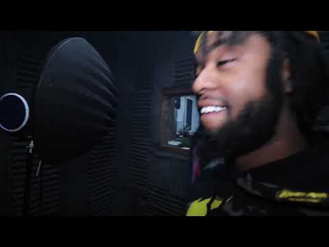 BWF Chris, Lil Profit, and Bloski in the studio with Dj Bubba