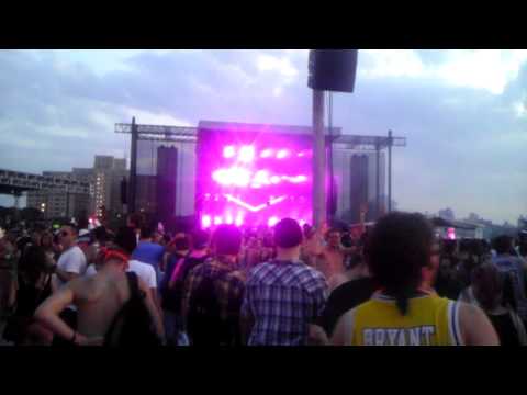 Axwell @ electric zoo 2012