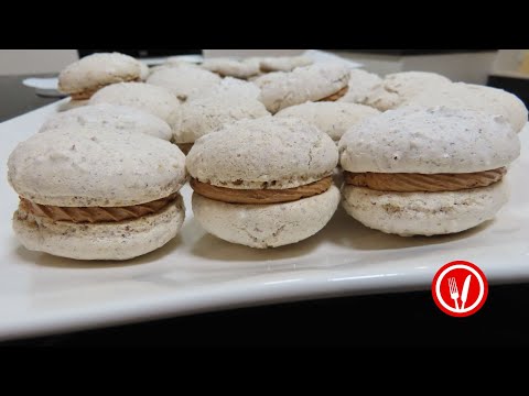 Walnut / Almond Cookies with Chocolate Cream - Recipe