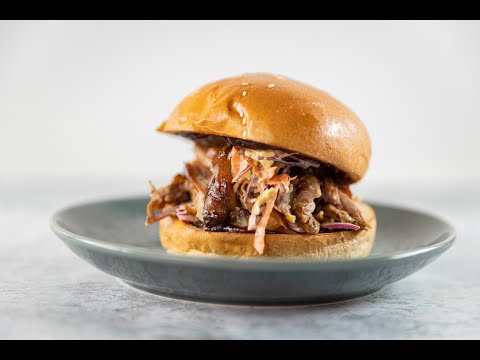 Shredded Duck Burgers - Everyday Gourmet with Justine Schofield