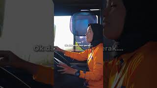 Download lagu Ini Kapten Shafarina, beliau bukan hanya seorang ibu yang cantik, mp3 Download lagu Ini Kapten Shafarina, beliau bukan hanya seorang ibu yang cantik, mp3