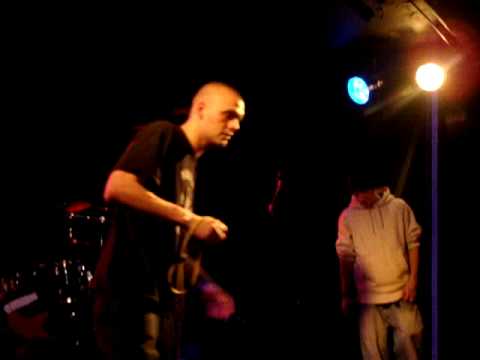 Ostfront Releaseparty 21.11.08  - MC D.N.S. & PHREN ...2