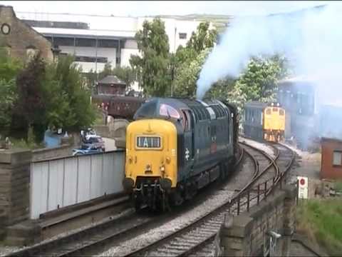 Class 55 Deltic 55019 Mega Thrash and Clag Keighley 21st May 2011