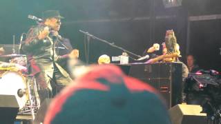 Bobby Womack with Damon Albarn - The Bravest Man In The Universe - Glastonbury Festival 30/06/2013