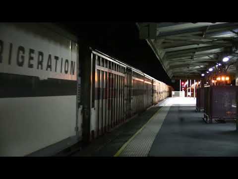 Australian Trains - SCT MP9 at Ararat