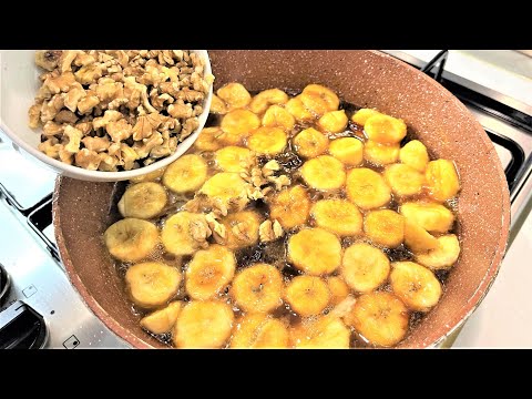 Mix Bananas with Walnuts! The cake melts in your mouth! Easy and cheap recipe.