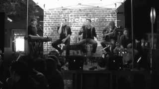 InBetween acoustic - Sweet Dreams