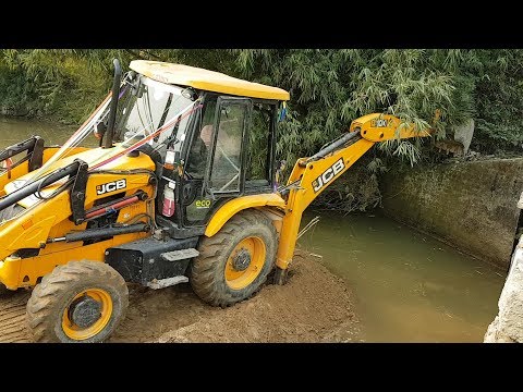 JCB Working on Mud - JCB Working For New Bridge Construction - JCB Dozer Video