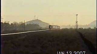 preview picture of video 'BNSF - Hinkley, CA Freight train action January 13th, 2007'