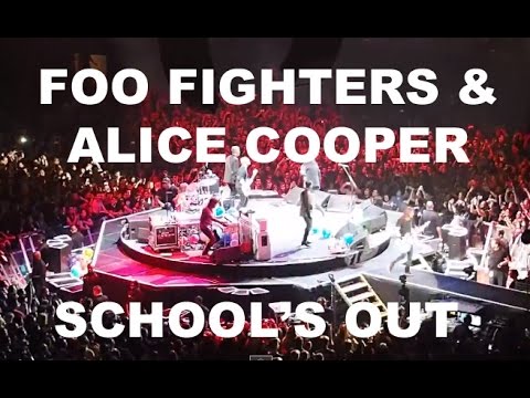 Foo Fighters & Alice Cooper - School's Out